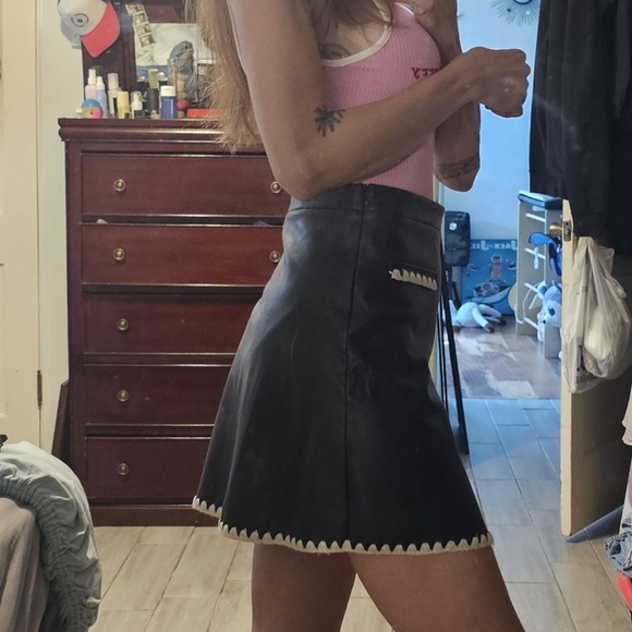 ZARA Black Vegan Leather Skirt - Picture 2 of 7